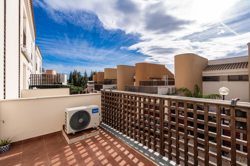 4 Bed, 2 Bath, HouseFor Sale, Mijas Costa, Malaga