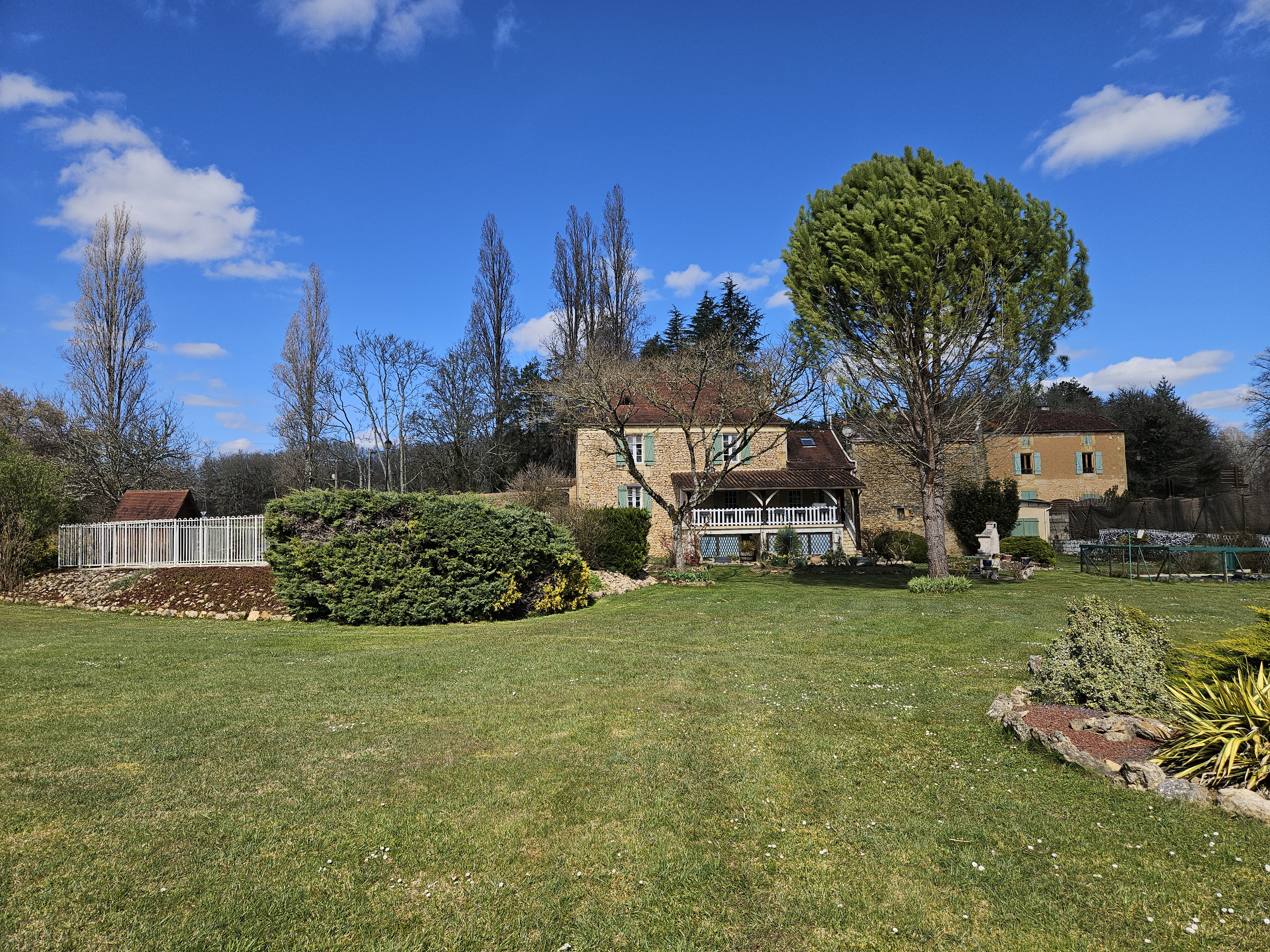 3 Bed, 1 Bath, HouseFor Sale, Pezuls, Dordogne, Aquitaine, 24510