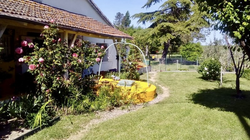 3 Bed, 1 Bath, HouseFor Sale, Villeneuve sur lot, Lot-et-Garonne, Aquitaine, 47300
