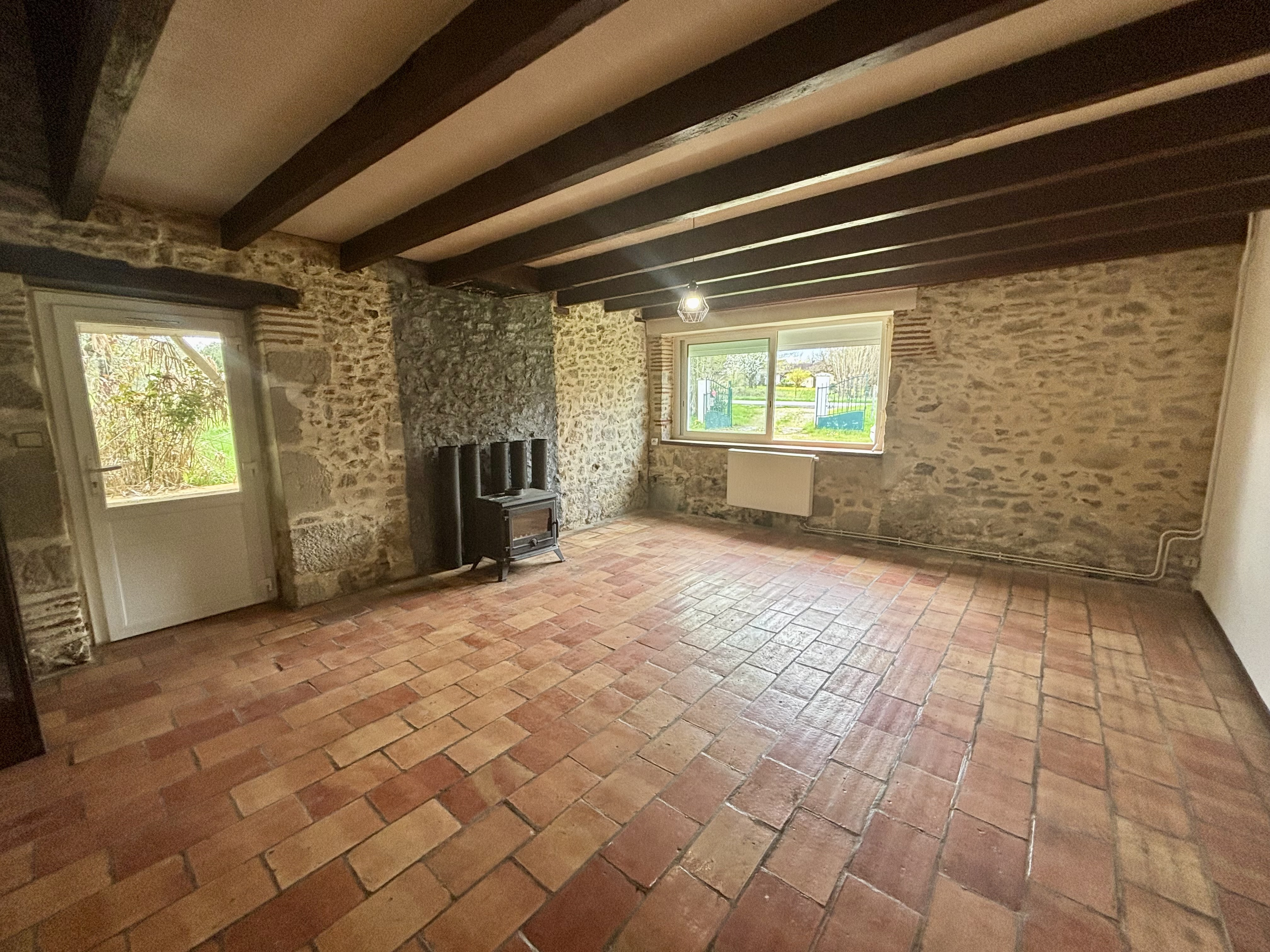3 Bed, 1 Bath, HouseFor Sale, Villeneuve sur lot, Lot-et-Garonne, Aquitaine, 47300