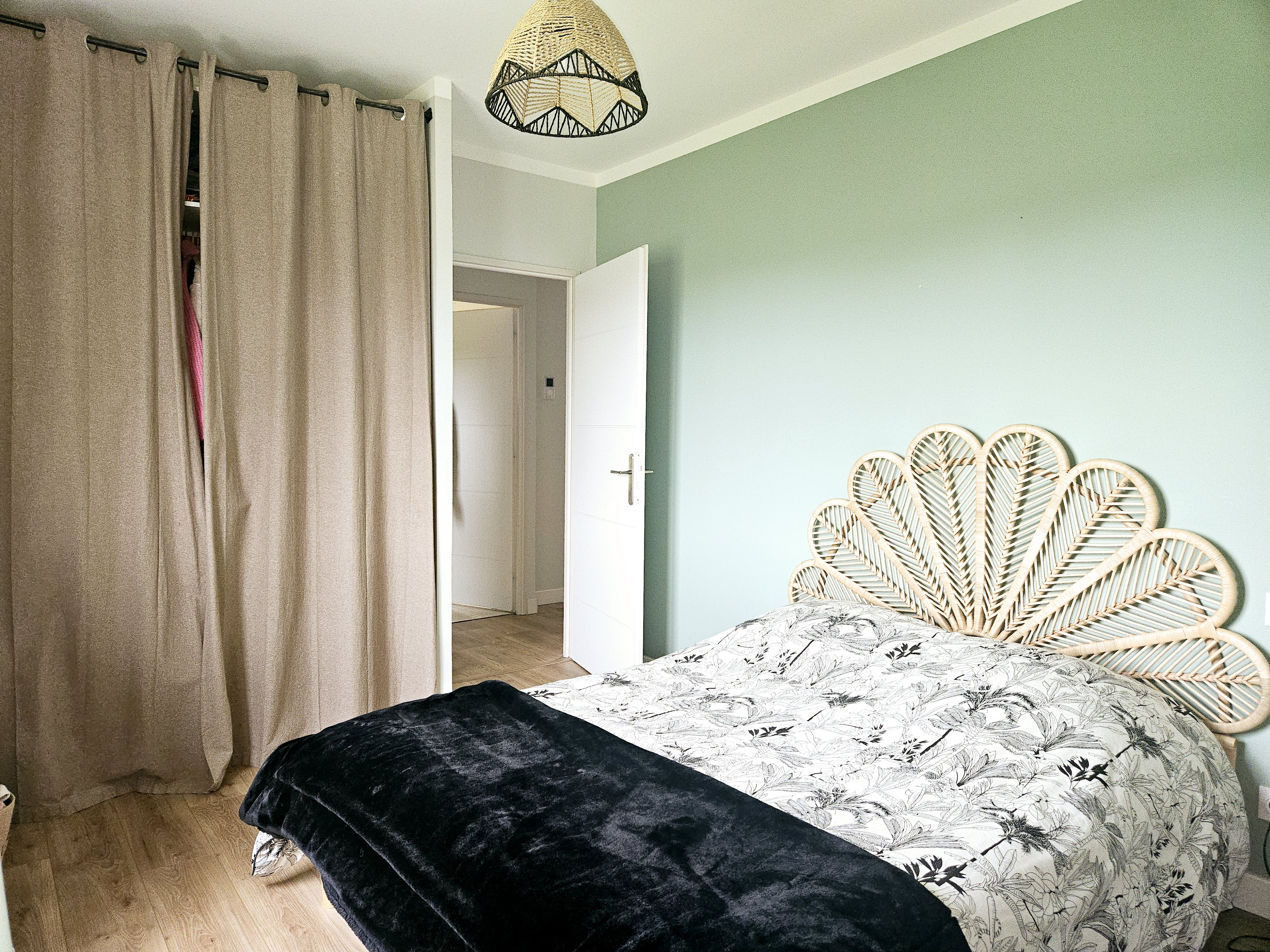 7 Bed, 2 Bath, HouseFor Sale, Bergerac, Dordogne, Aquitaine, 24100