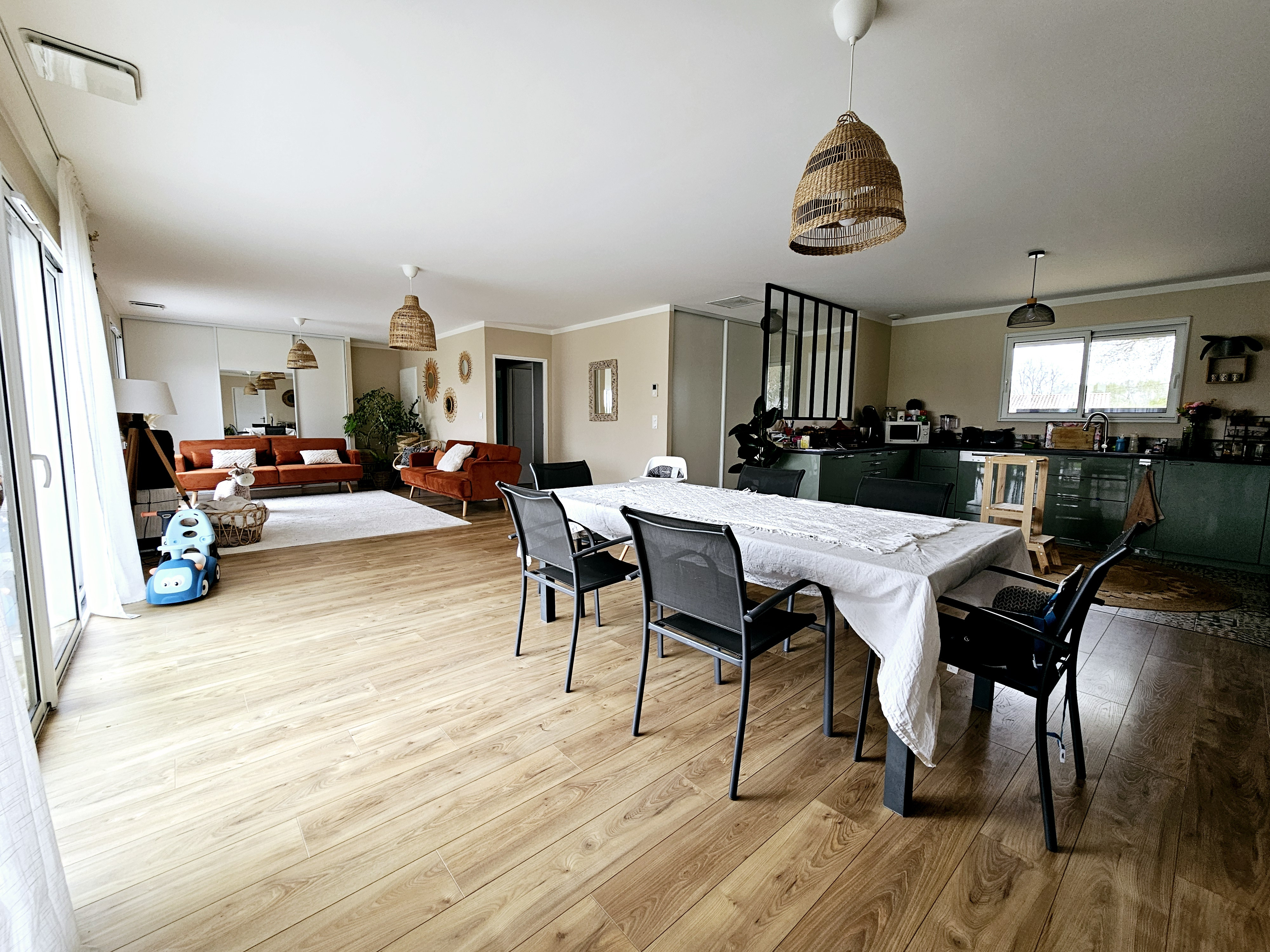 7 Bed, 2 Bath, HouseFor Sale, Bergerac, Dordogne, Aquitaine, 24100