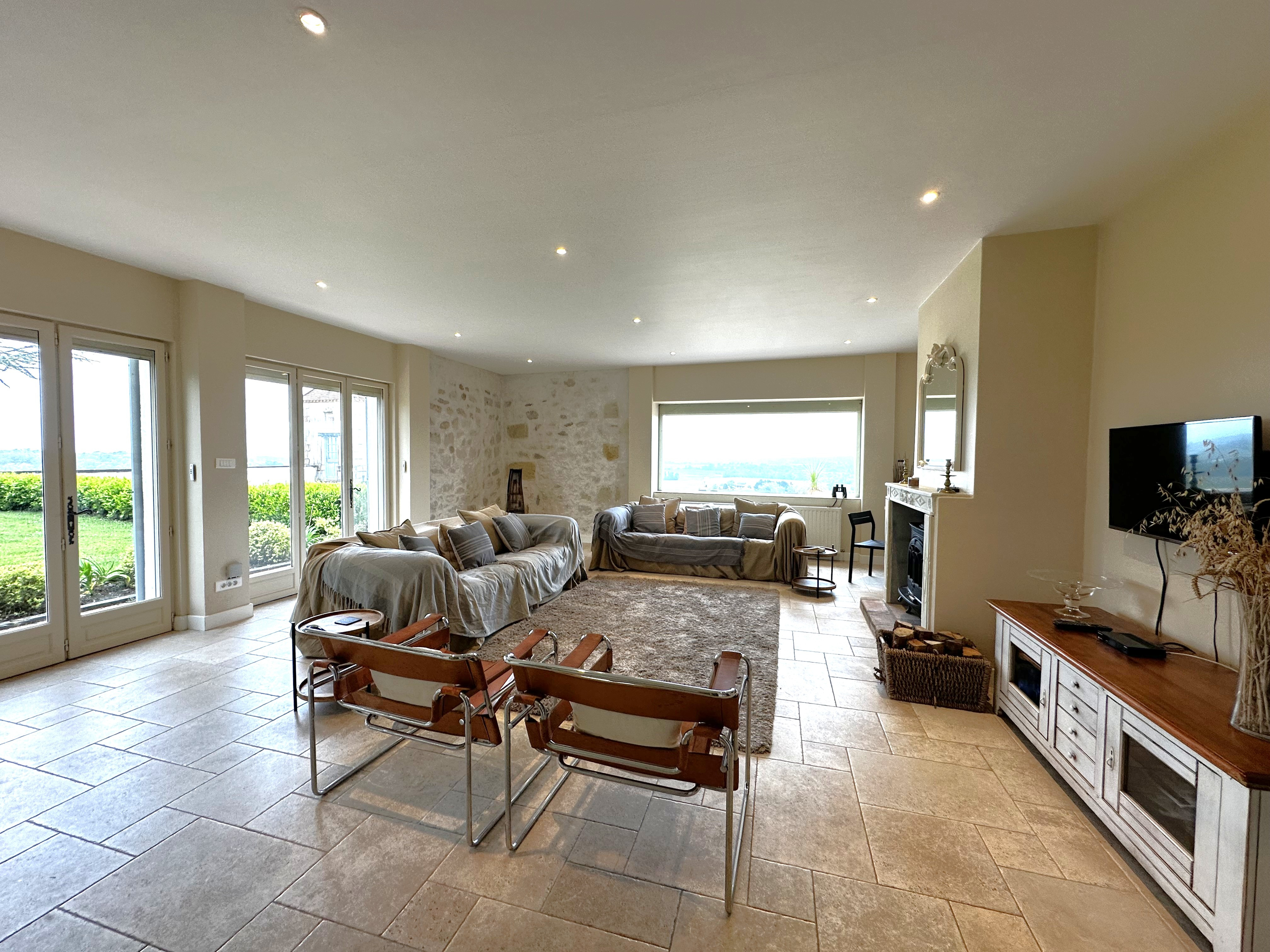 4 Bed, 2 Bath, HouseFor Sale, Cambes, Lot-et-Garonne, Aquitaine, 47350