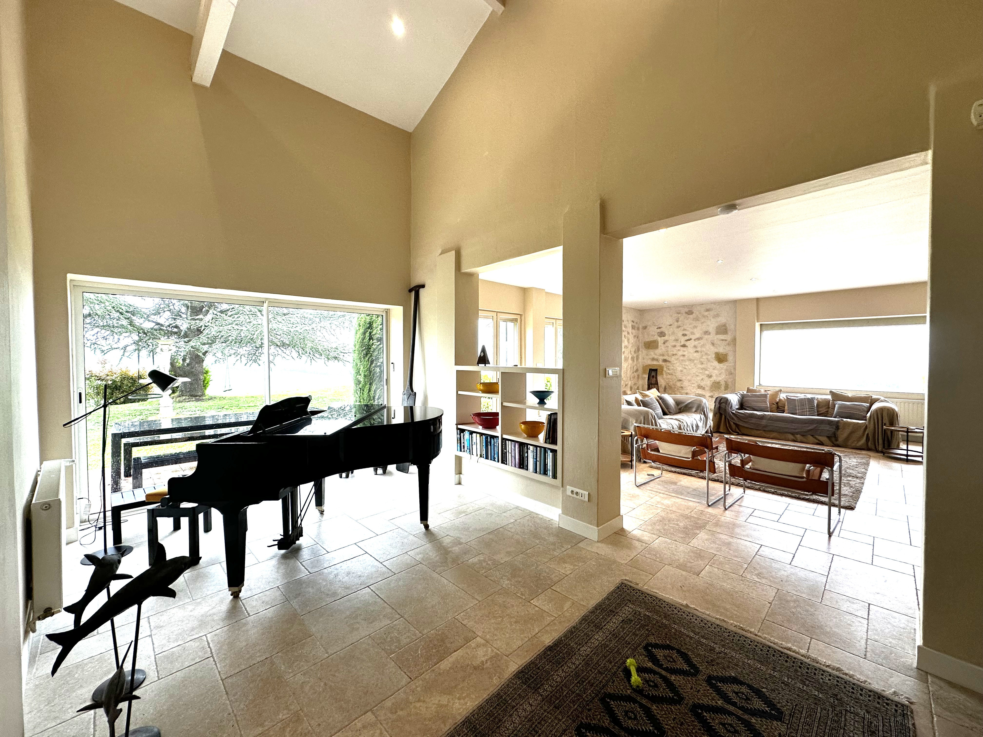 4 Bed, 2 Bath, HouseFor Sale, Cambes, Lot-et-Garonne, Aquitaine, 47350