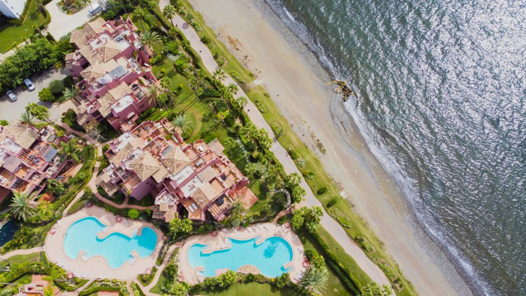 3 Bed, 3 Bath, ApartmentFor Sale, Estepona, Malaga