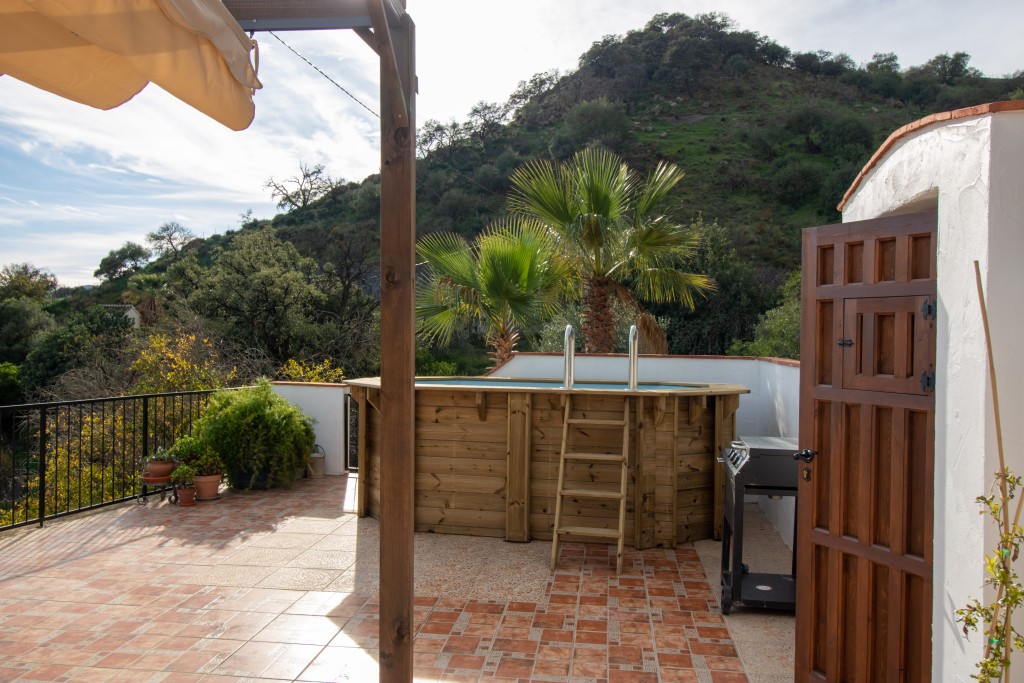 Commercial Property, For Sale