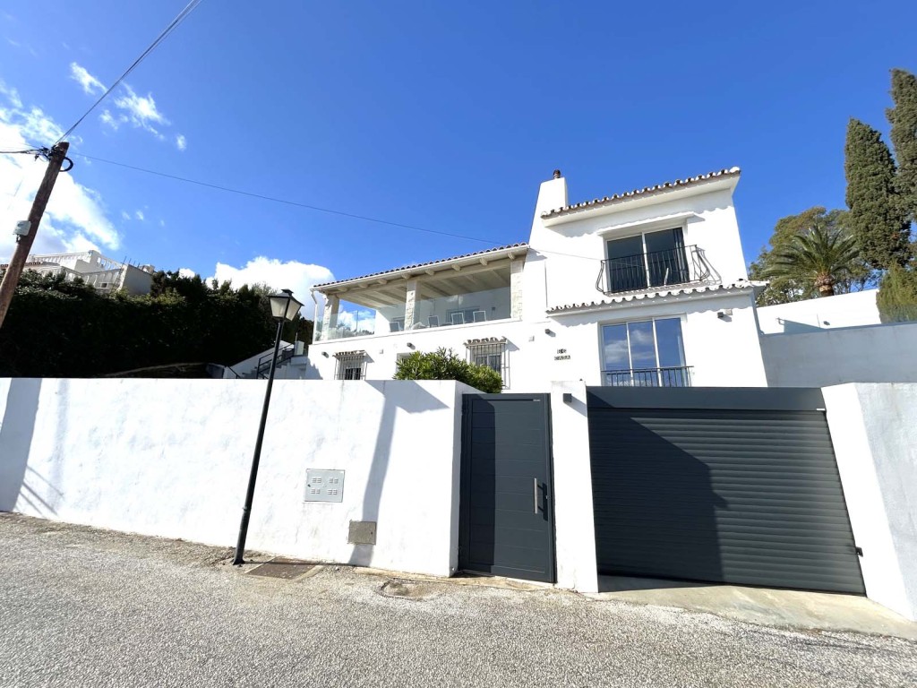 5 Bed, 3 Bath, HouseFor Sale, Mijas Costa, Malaga