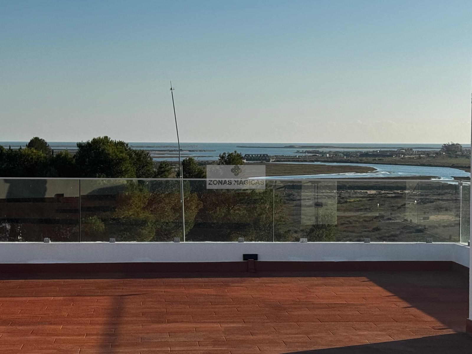 3 Bed, 4 Bath, HouseFor Sale, Mexilhoeira Grande, Portimão, Faro, 8500-130