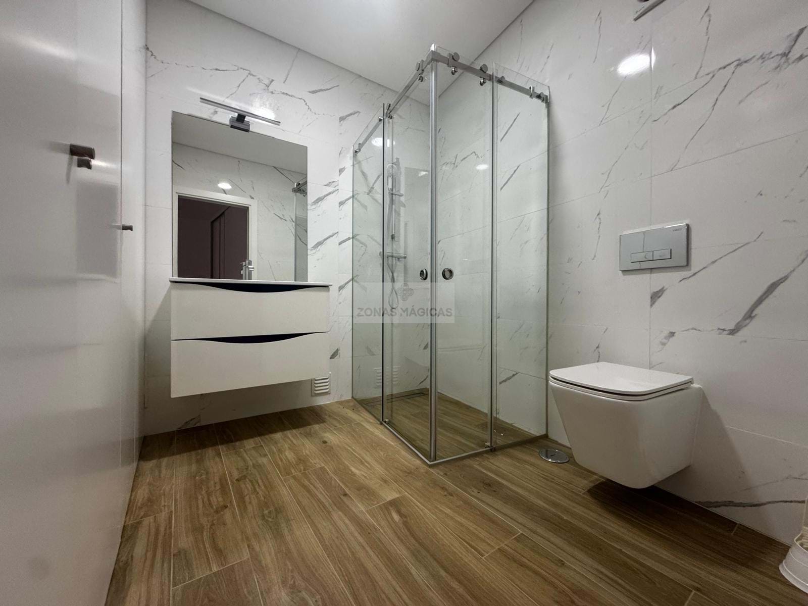 3 Bed, 4 Bath, HouseFor Sale, Mexilhoeira Grande, Portimão, Faro, 8500-130