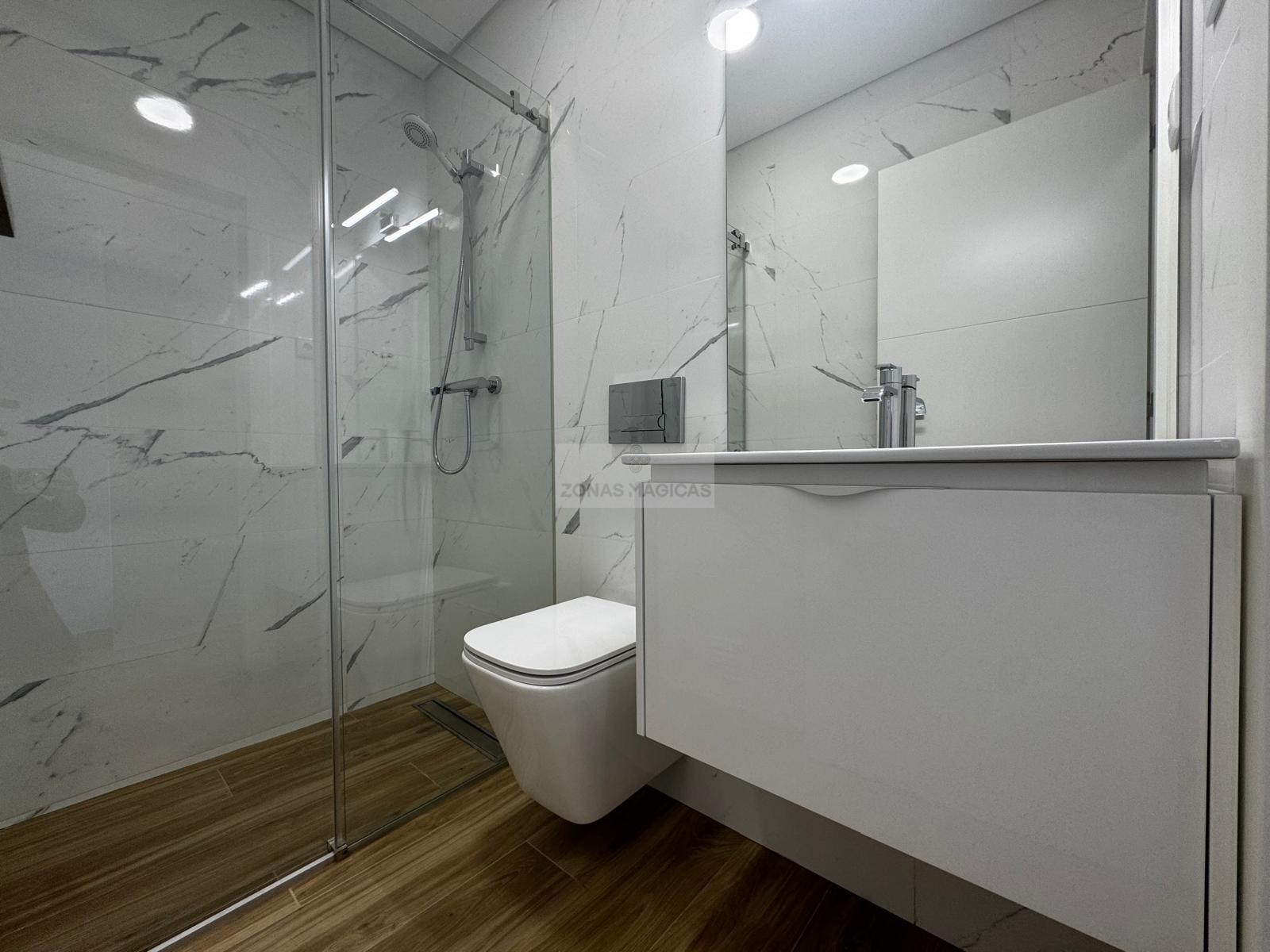 3 Bed, 4 Bath, HouseFor Sale, Mexilhoeira Grande, Portimão, Faro, 8500-130