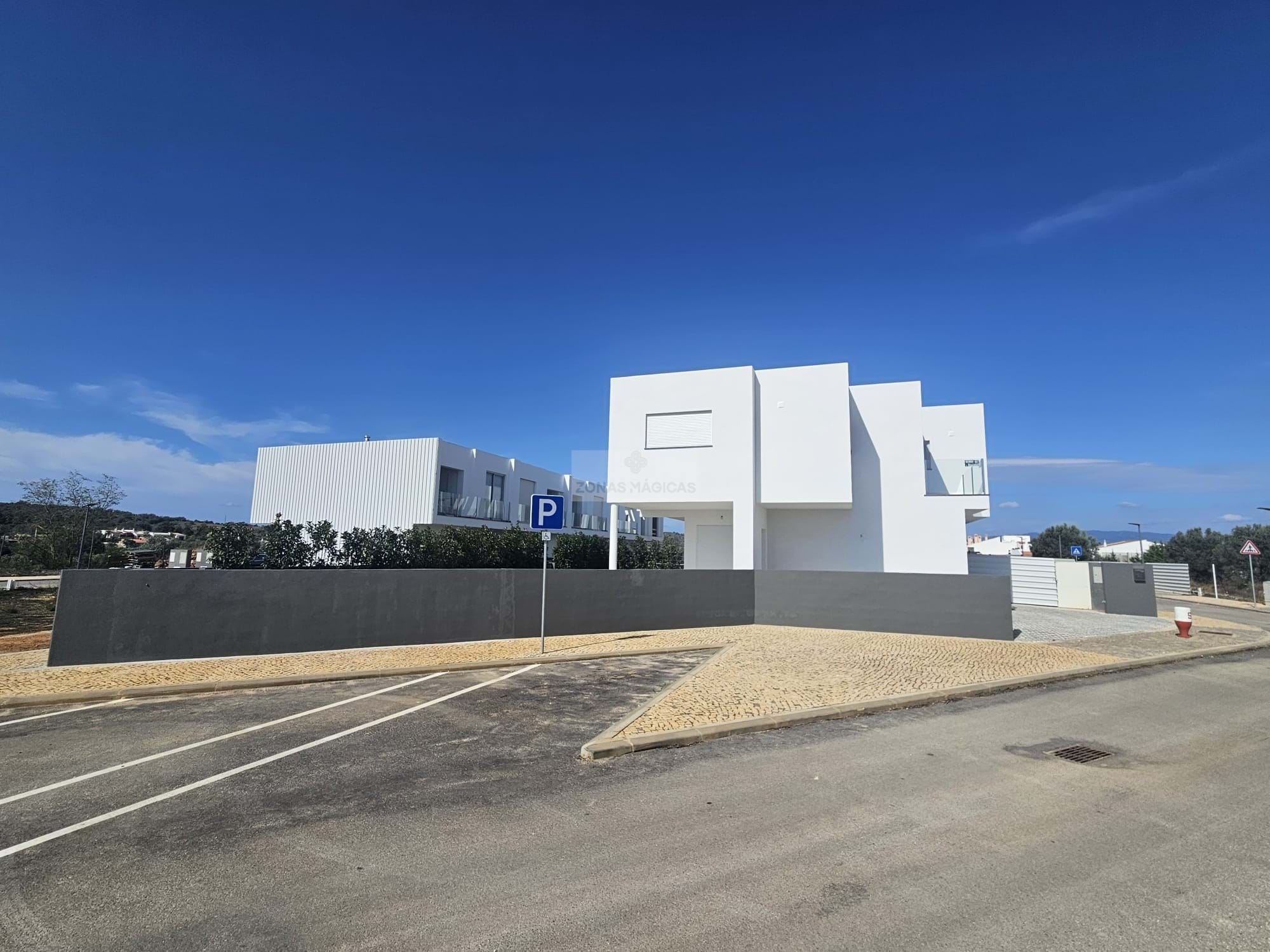 3 Bed, 3 Bath, HouseFor Sale, Lagos, Faro, 8600-250