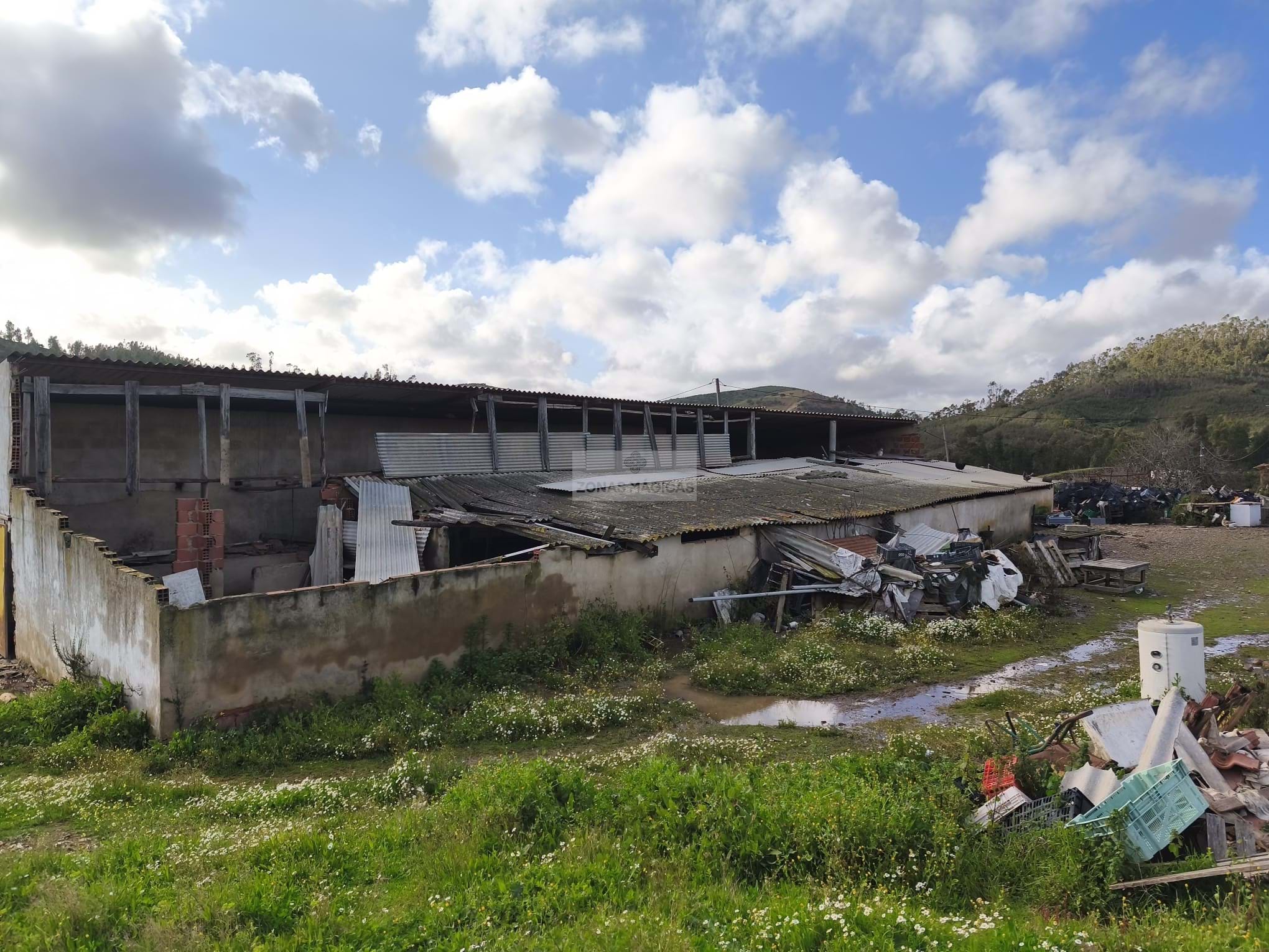 4 Bed, 1 Bath, HouseFor Sale, Monchique, Faro, 8550-128