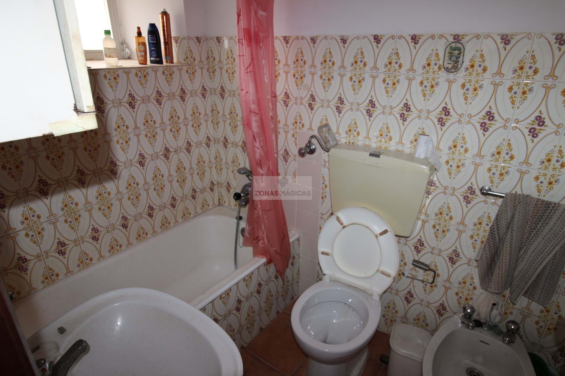 3 Bed, 1 Bath, HouseFor Sale, Monchique, Faro, 8550-145