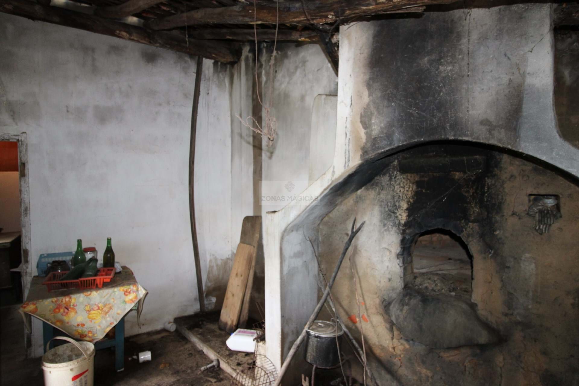 3 Bed, 1 Bath, HouseFor Sale, Monchique, Faro, 8550-145