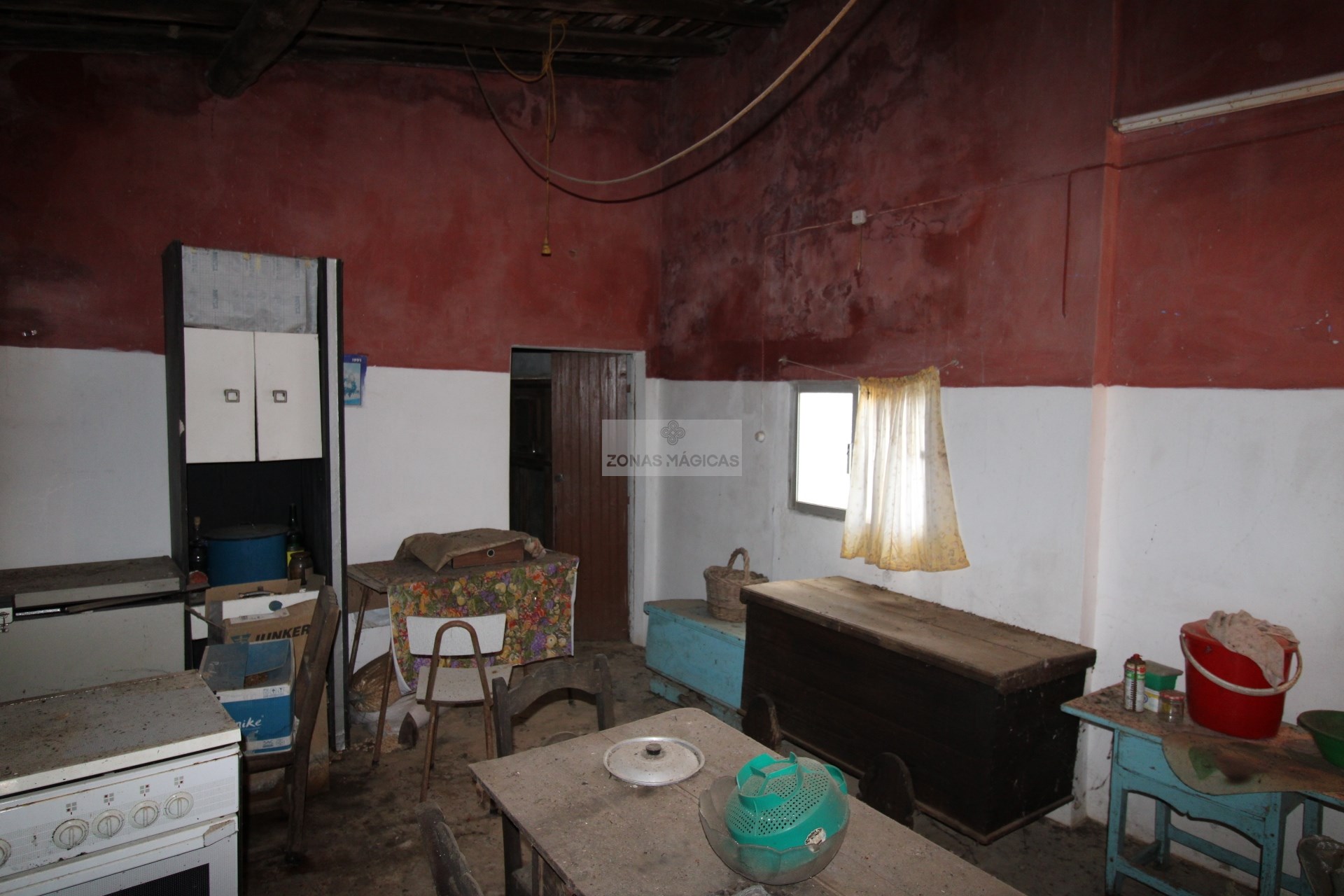 3 Bed, 1 Bath, HouseFor Sale, Monchique, Faro, 8550-145