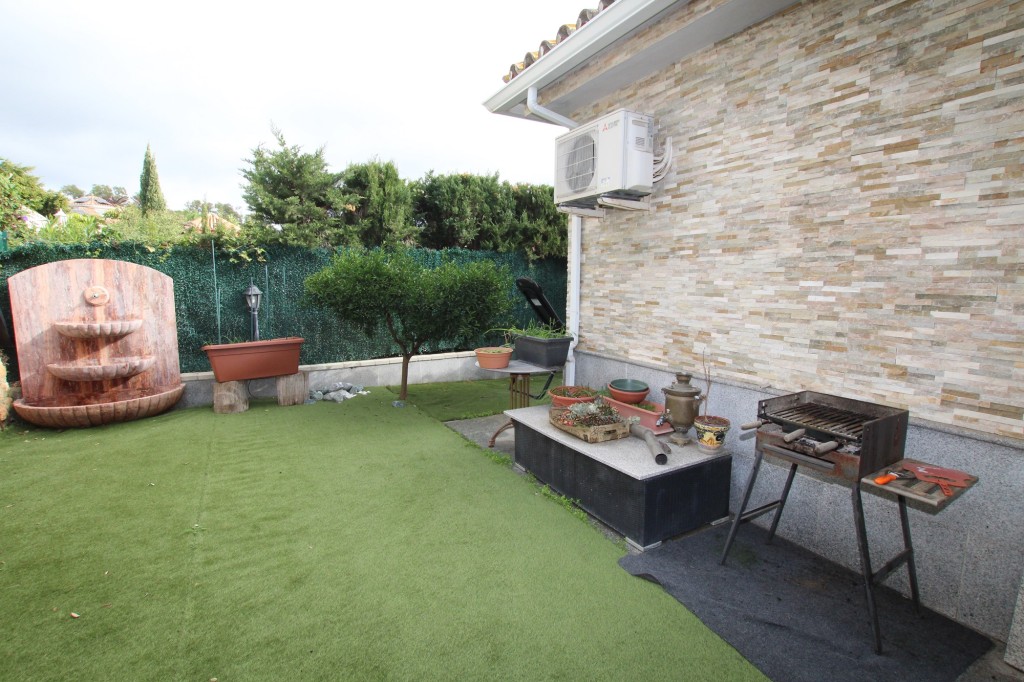 4 Bed, 3 Bath, HouseFor Sale, Marbella, Malaga