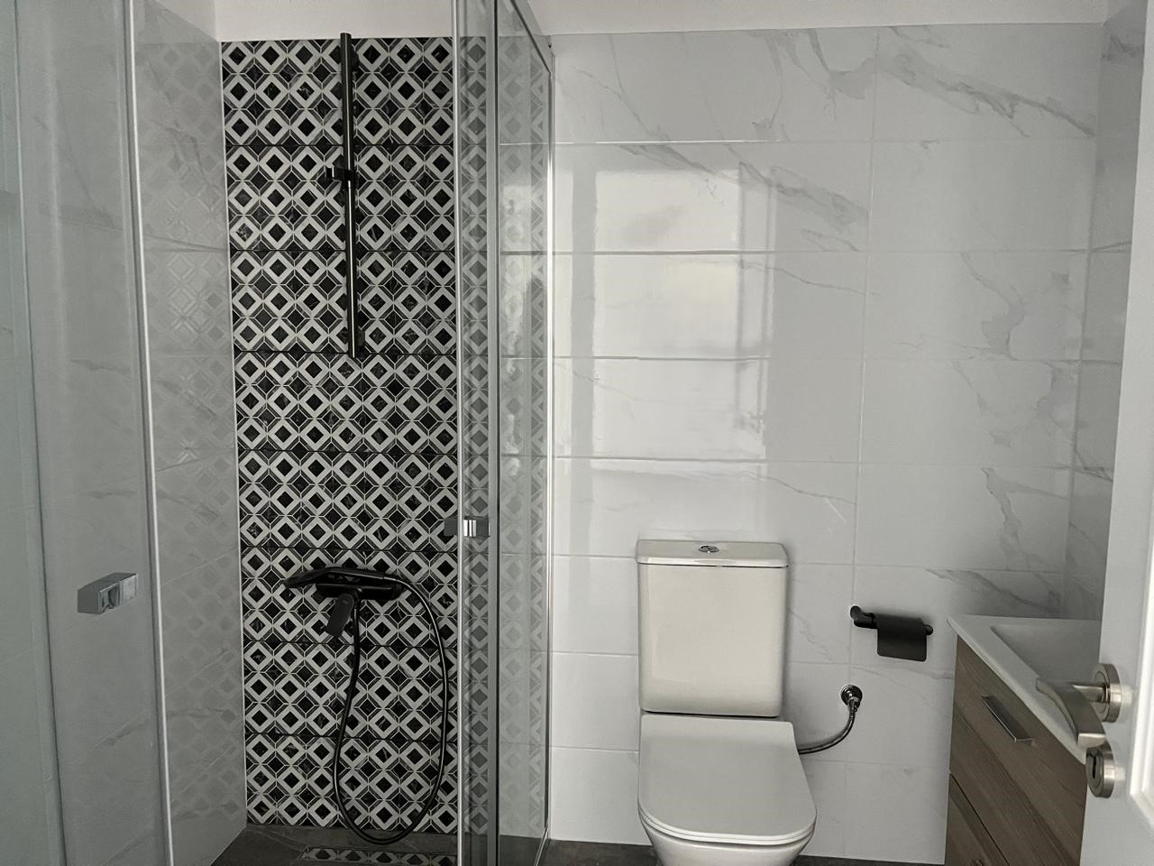 1 Bed, 1 Bath, ApartmentFor Sale, Paphos, Paphos