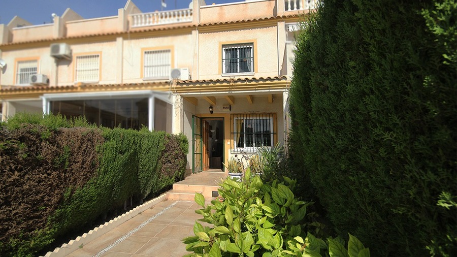 3 Bed, 2 Bath, HouseFor Sale, Villamartin, Alicante