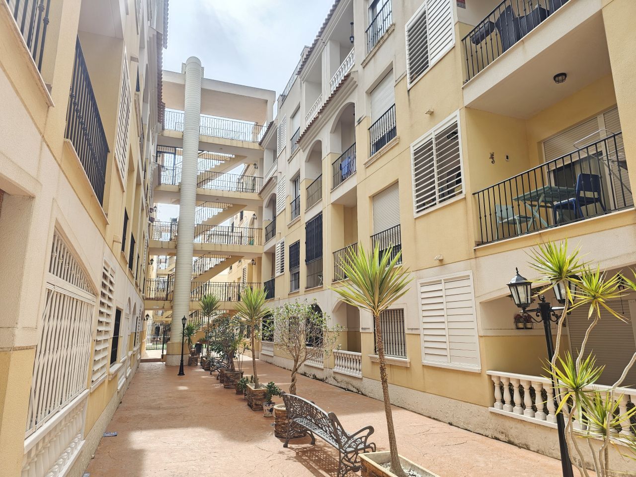 2 Bed, 2 Bath, ApartmentFor Sale, Formentera Del Segura, Alicante