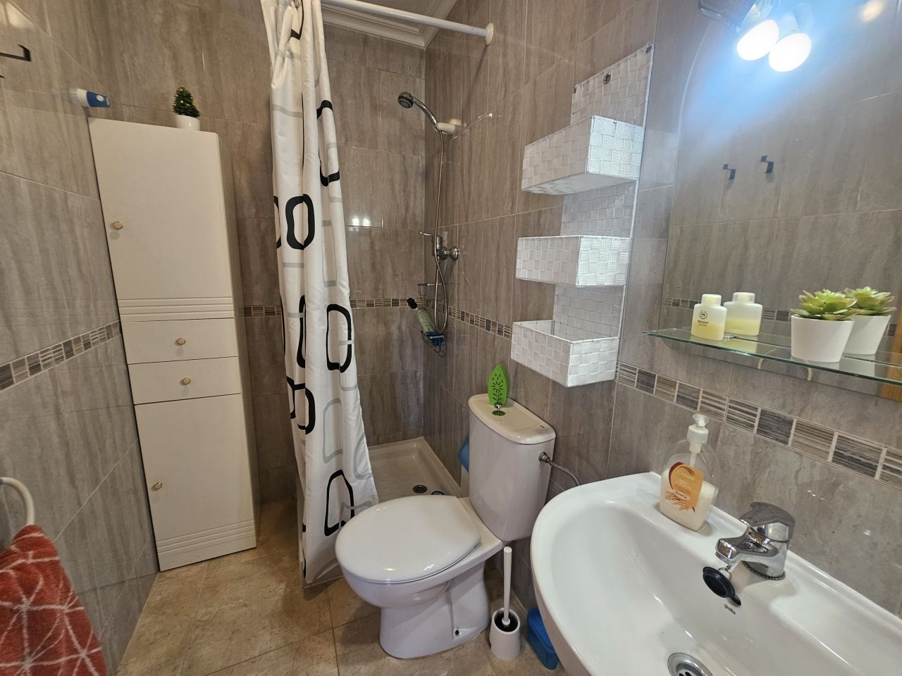 2 Bed, 2 Bath, ApartmentFor Sale, Formentera Del Segura, Alicante