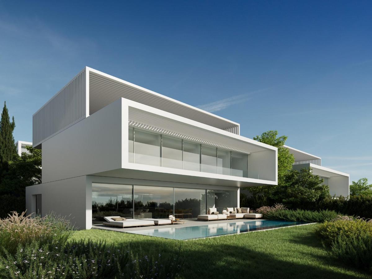4 Bed, 3 Bath, HouseFor Sale, Estepona, Costa del Sol