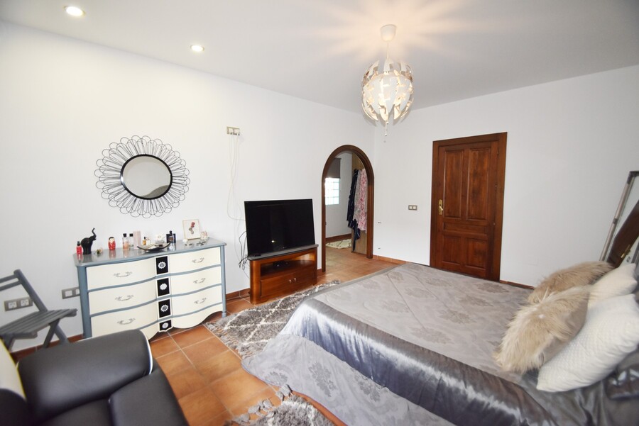 4 Bed, 3 Bath, HouseFor Sale, Bigastro, Alicante