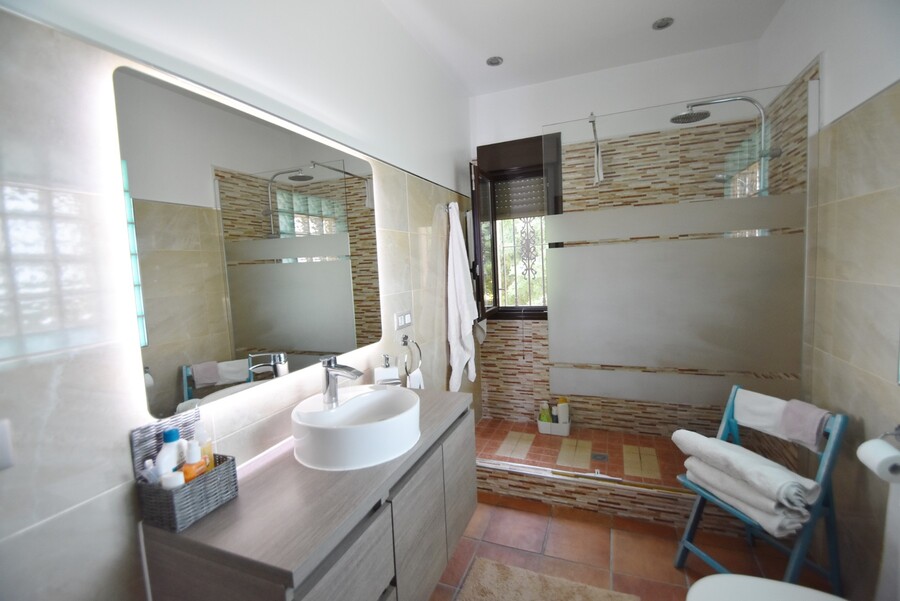 4 Bed, 3 Bath, HouseFor Sale, Bigastro, Alicante