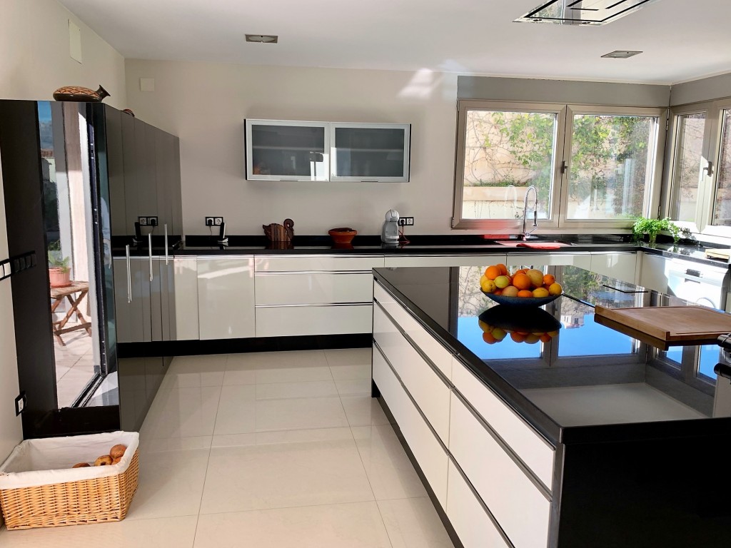 6 Bed, 6 Bath, HouseFor Sale, Albir, Alicante