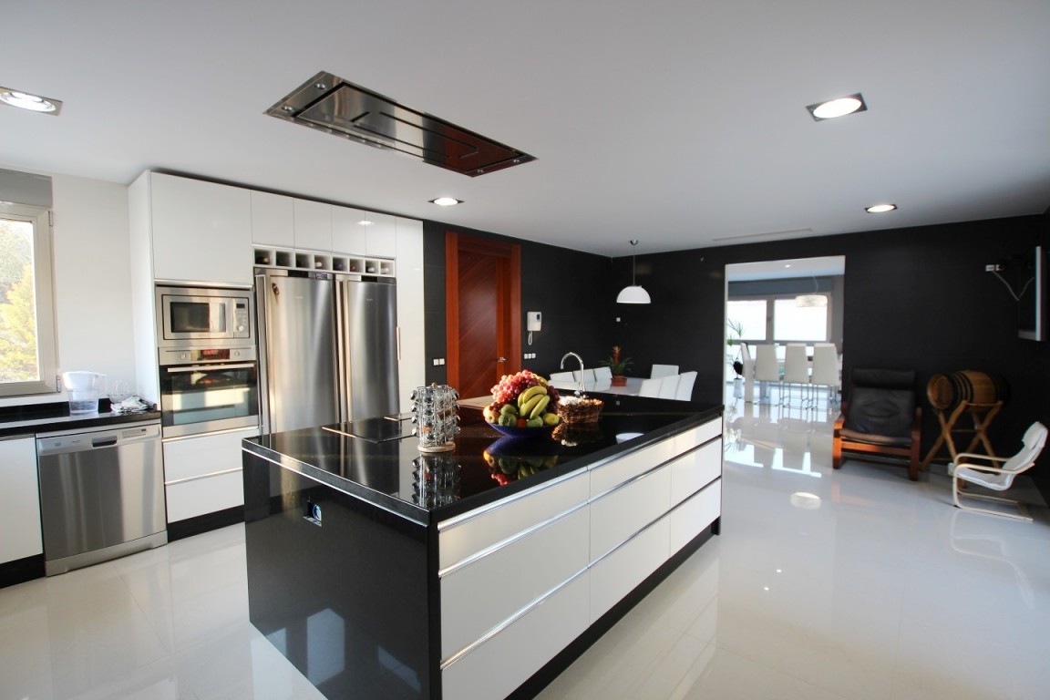 6 Bed, 6 Bath, HouseFor Sale, Albir, Alicante