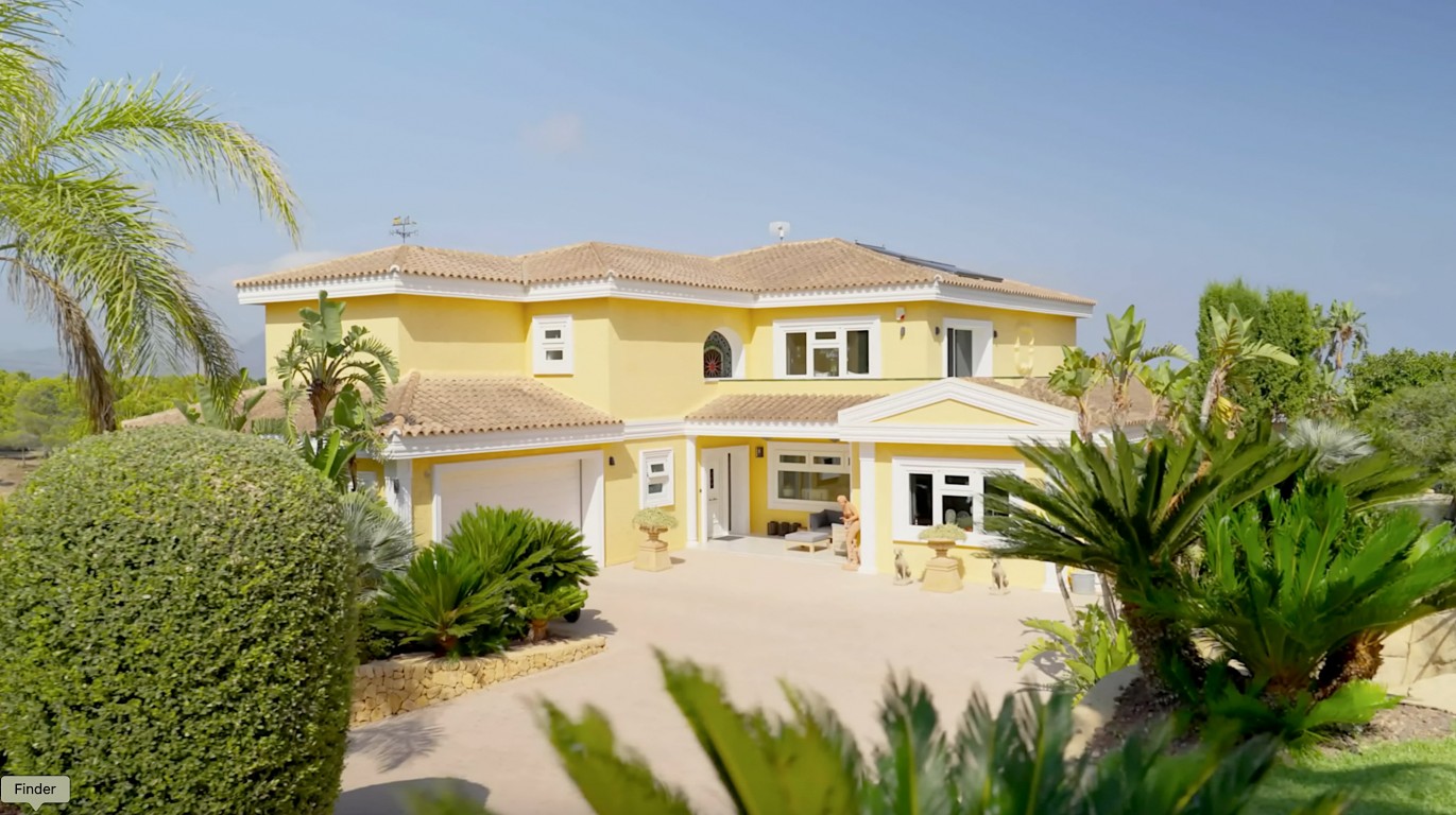 7 Bed, 5 Bath, HouseFor Sale, La Nucia, Alicante