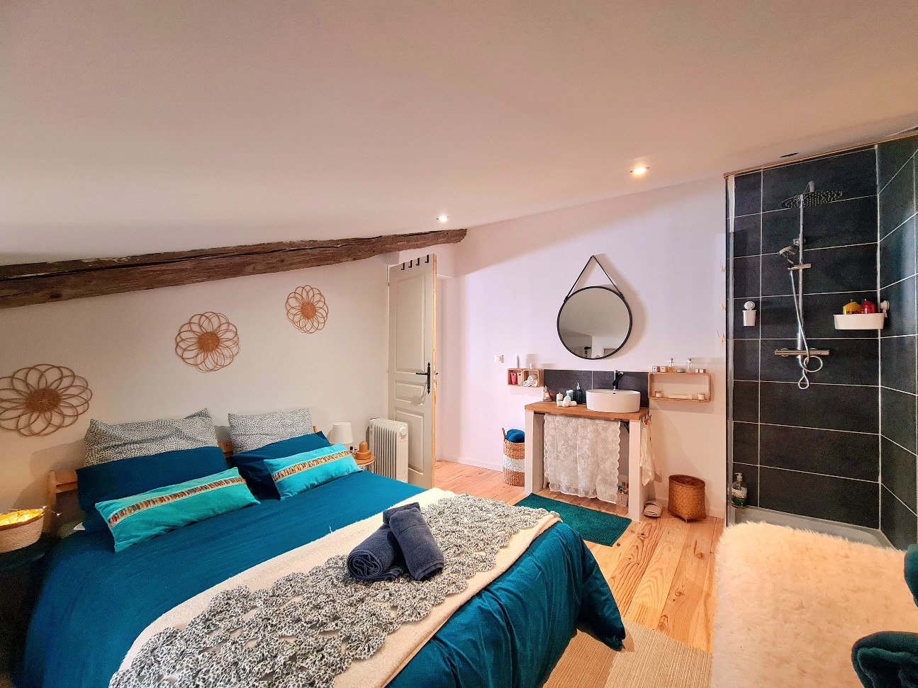 3 Bed, 2 Bath, HouseFor Sale, Saint Chinian, Herault, Languedoc-Roussillon, 34360