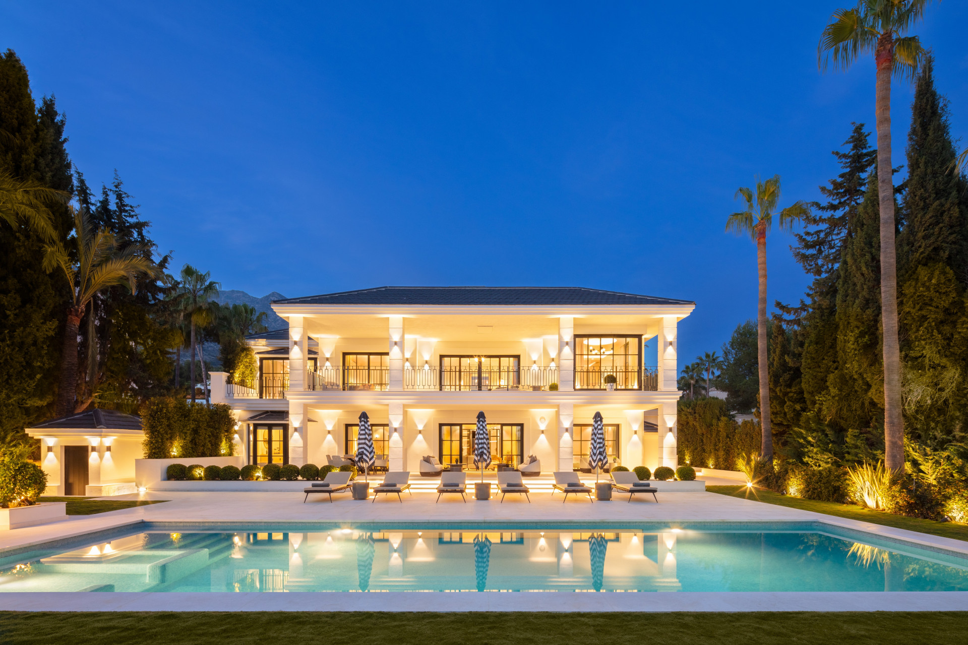 6 Bed, 6 Bath, HouseFor Sale, Marbella, Malaga