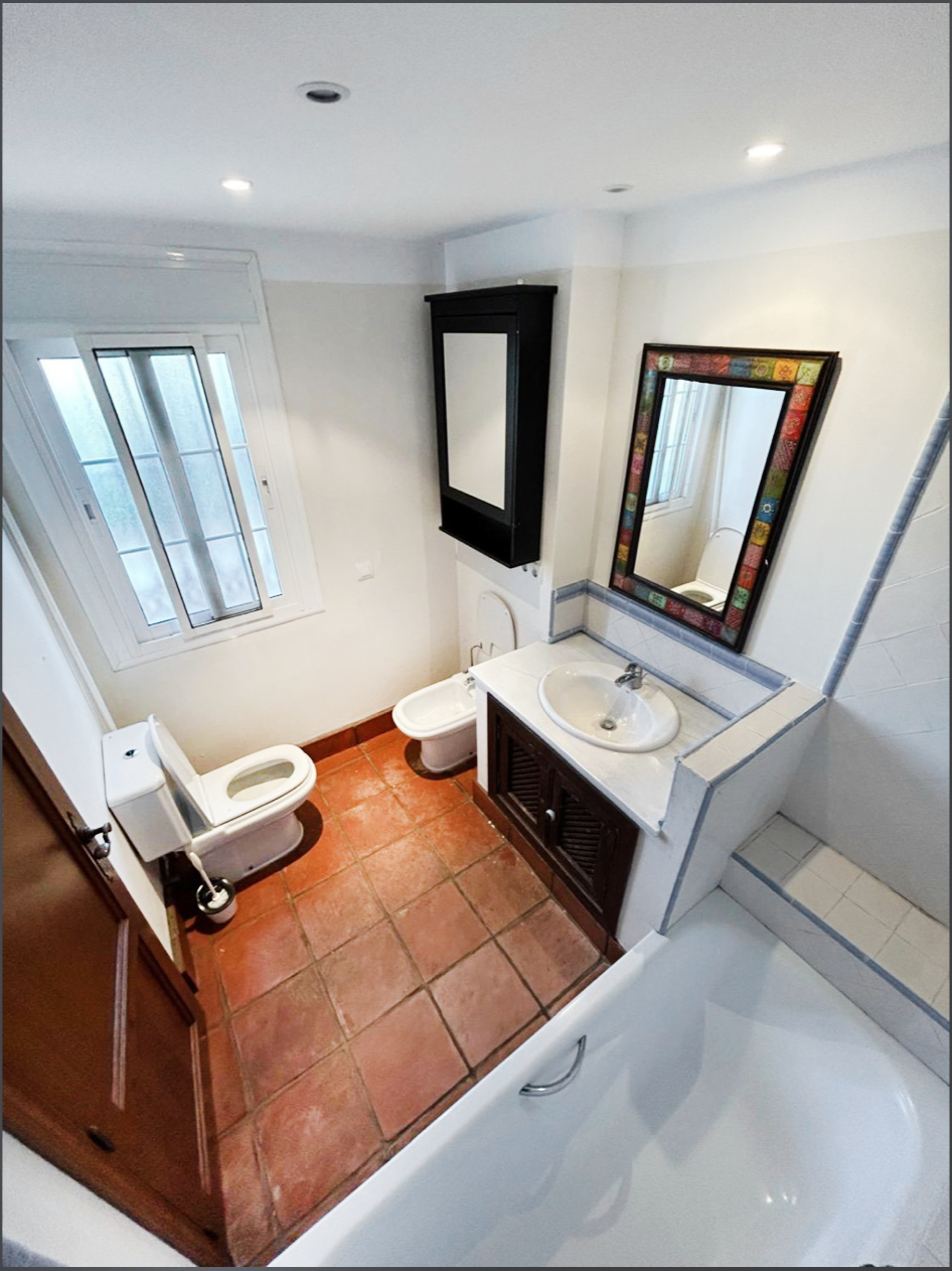 4 Bed, 3 Bath, HouseFor Sale, San Pedro de Alcantara, Malaga