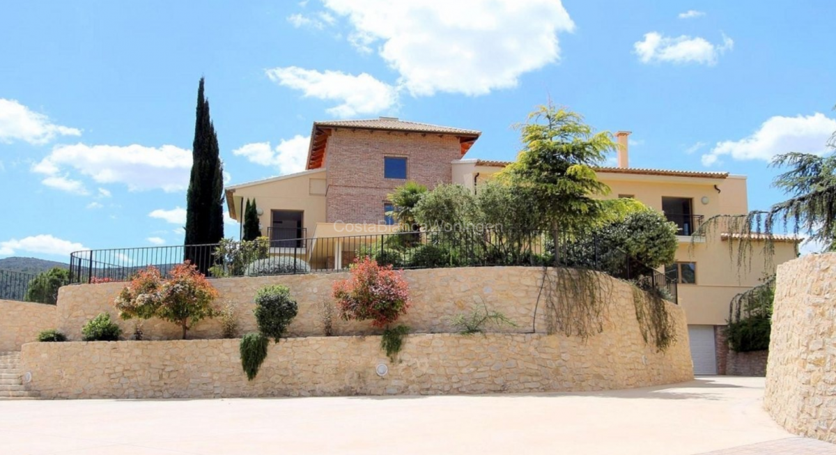 6 Bed, 8 Bath, HouseFor Sale, Penaguila, Alicante