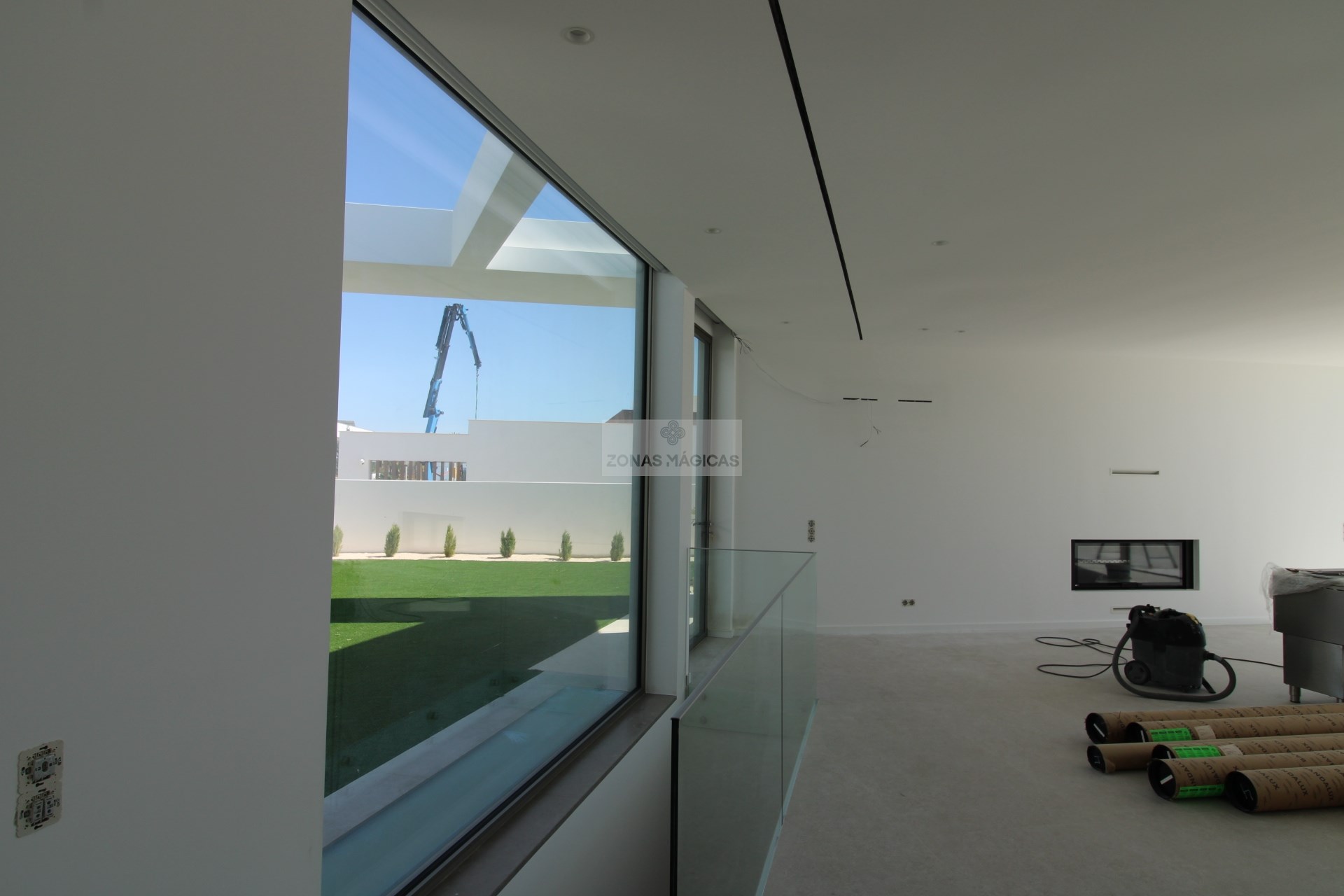 4 Bed, 6 Bath, HouseFor Sale, Lagos, Faro, 8600 4 Bed, 6 Bath, HouseFor Sale, Lagos, Faro, 8600