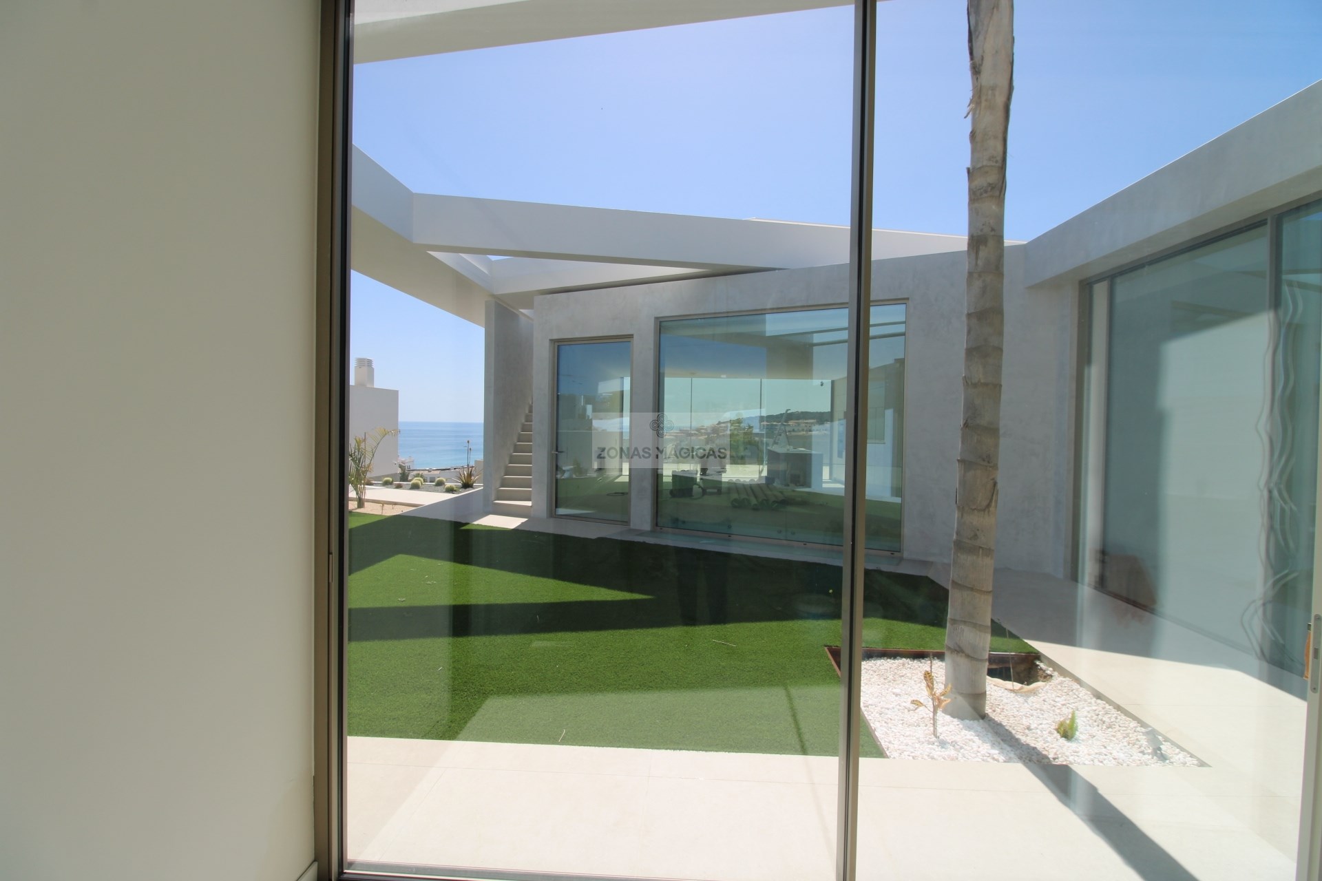 4 Bed, 6 Bath, HouseFor Sale, Lagos, Faro, 8600 4 Bed, 6 Bath, HouseFor Sale, Lagos, Faro, 8600