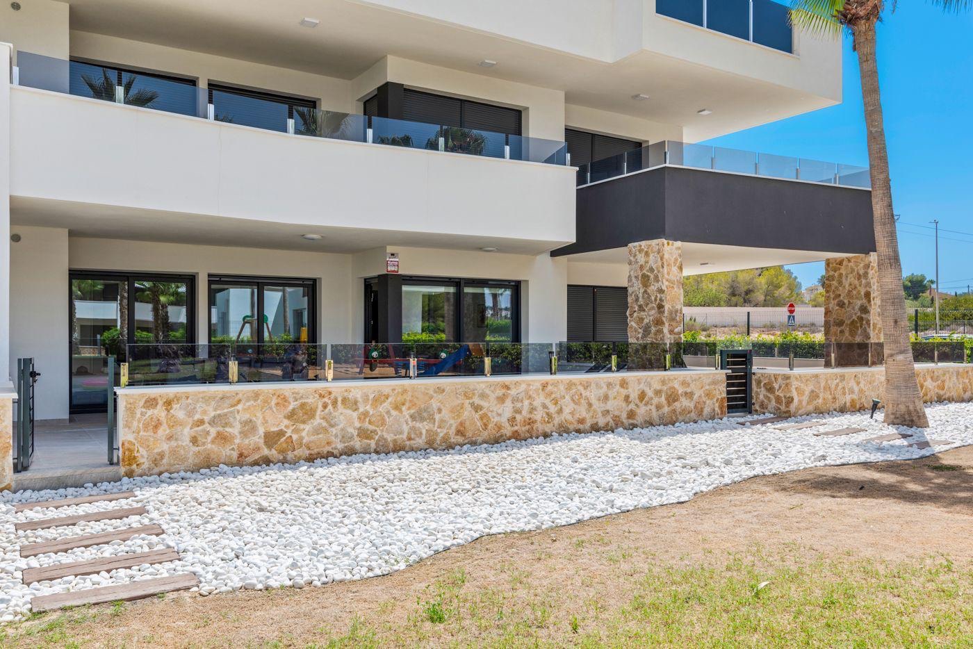 2 Bed, 2 Bath, ApartmentFor Sale, Orihuela Costa, Alicante