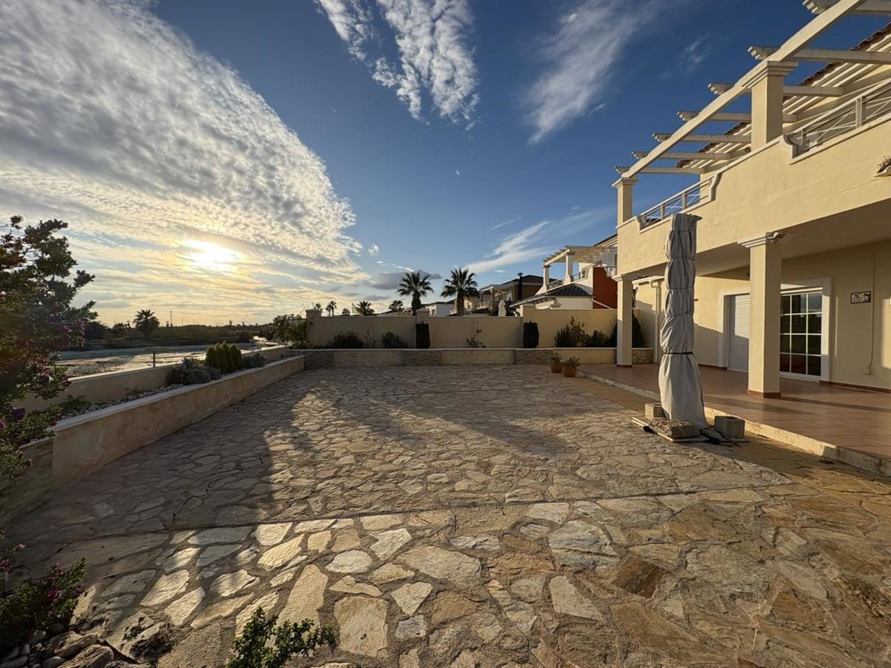 3 Bed, 3 Bath, HouseFor Sale, Altaona Golf and Country Village, Murcia