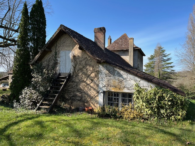 6 Bed, 2 Bath, HouseFor Sale, Bergerac, Dordogne, Aquitaine, 24100