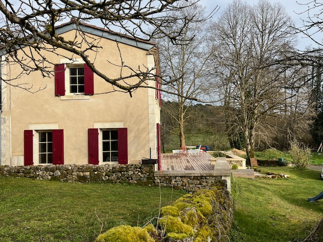 3 Bed, 1 Bath, HouseFor Sale, Bergerac, Dordogne, Aquitaine, 24100