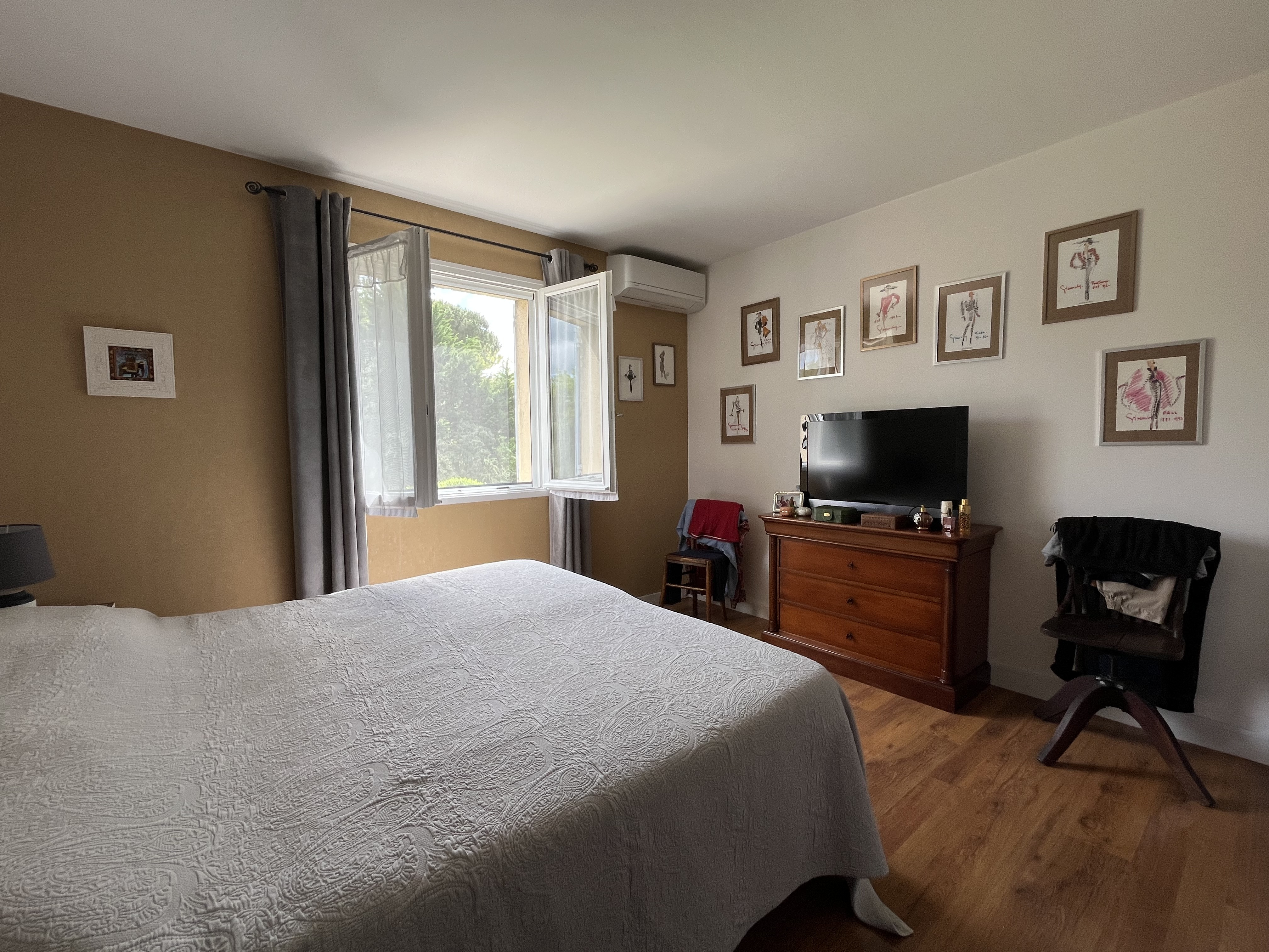 5 Bed, 2 Bath, HouseFor Sale, Bergerac, Dordogne, Aquitaine, 24100