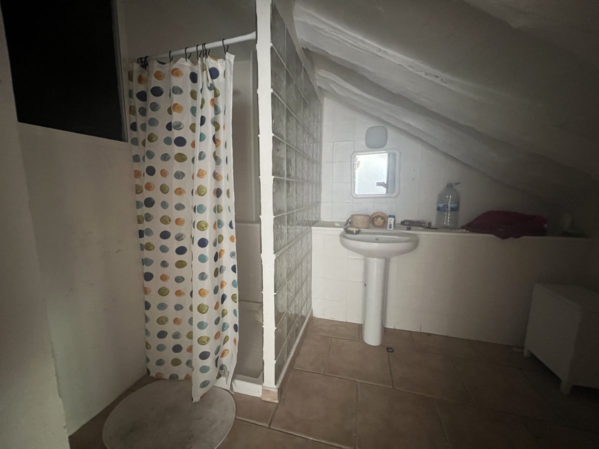 4 Bed, 2 Bath, HouseFor Sale, Olvera, Andalucia