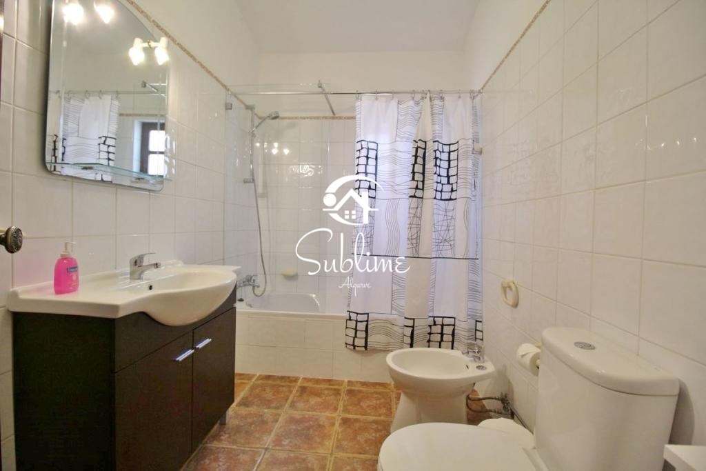 9 Bed, 3 Bath, HouseFor Sale, Praia da Luz, Lagos, Faro, 8600-109