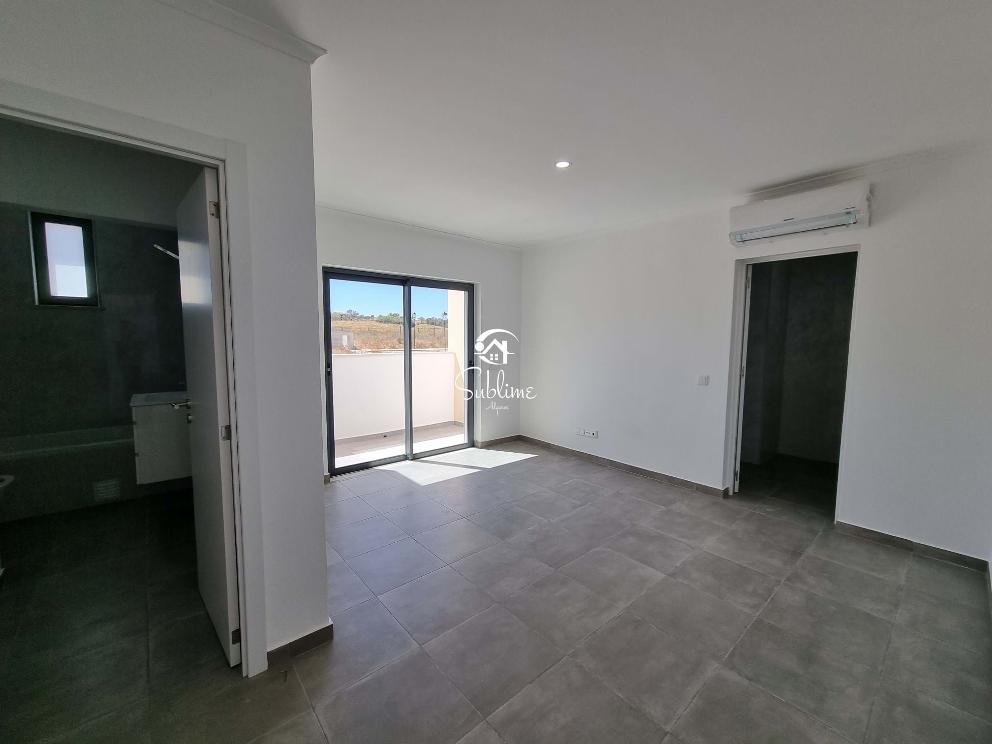 4 Bed, 7 Bath, HouseFor Sale, Lagos, Faro, 8600-282