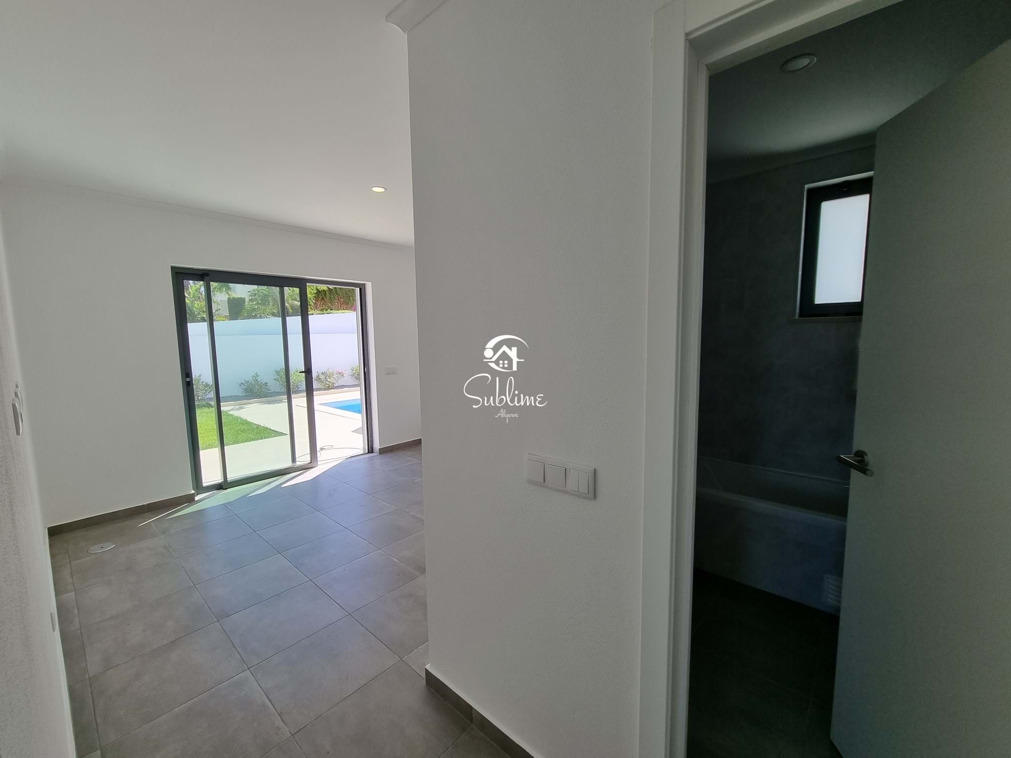 4 Bed, 7 Bath, HouseFor Sale, Lagos, Faro, 8600-282
