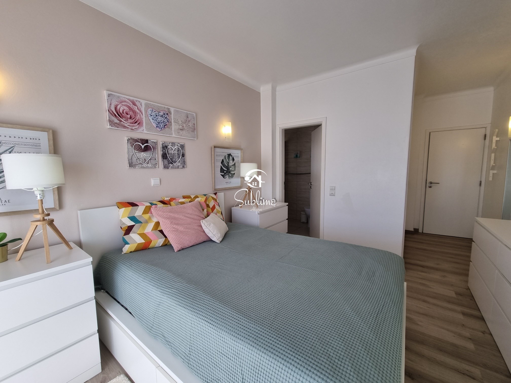 3 Bed, 2 Bath, ApartmentFor Sale, Lagos, Faro, 8600-315