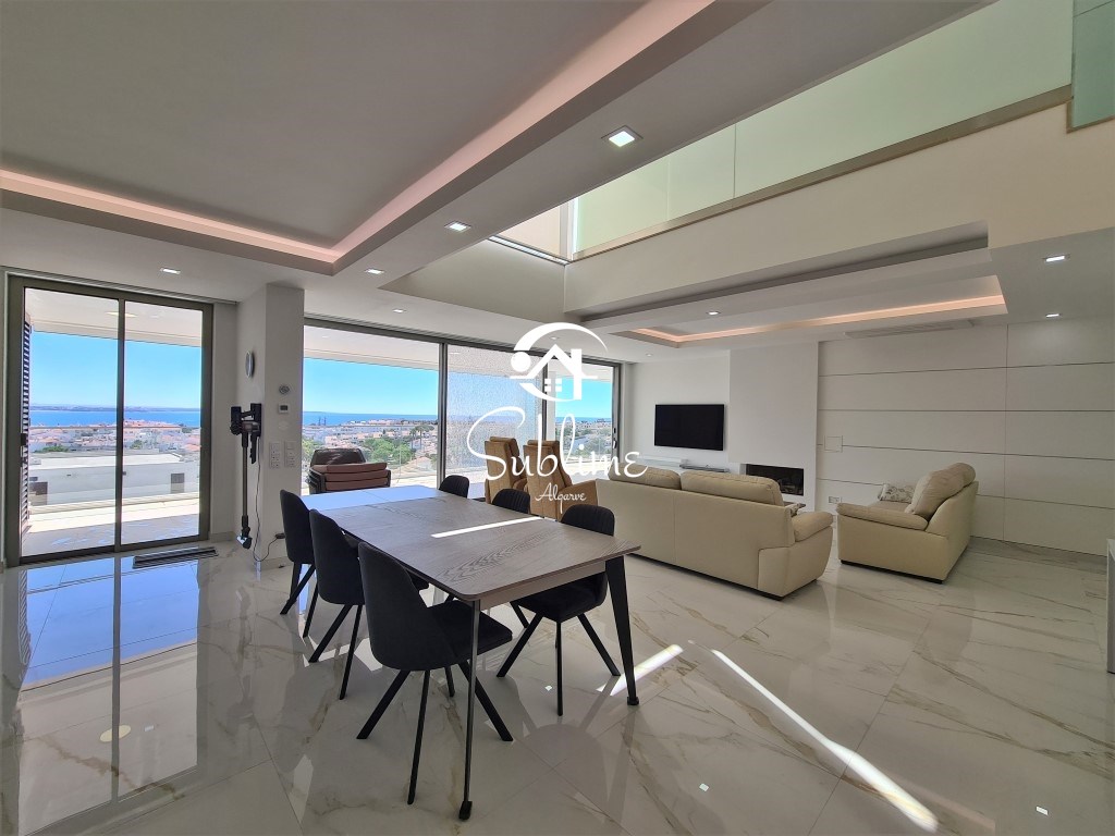 4 Bed, 4 Bath, ApartmentFor Sale, Lagos, Faro, 8600-545