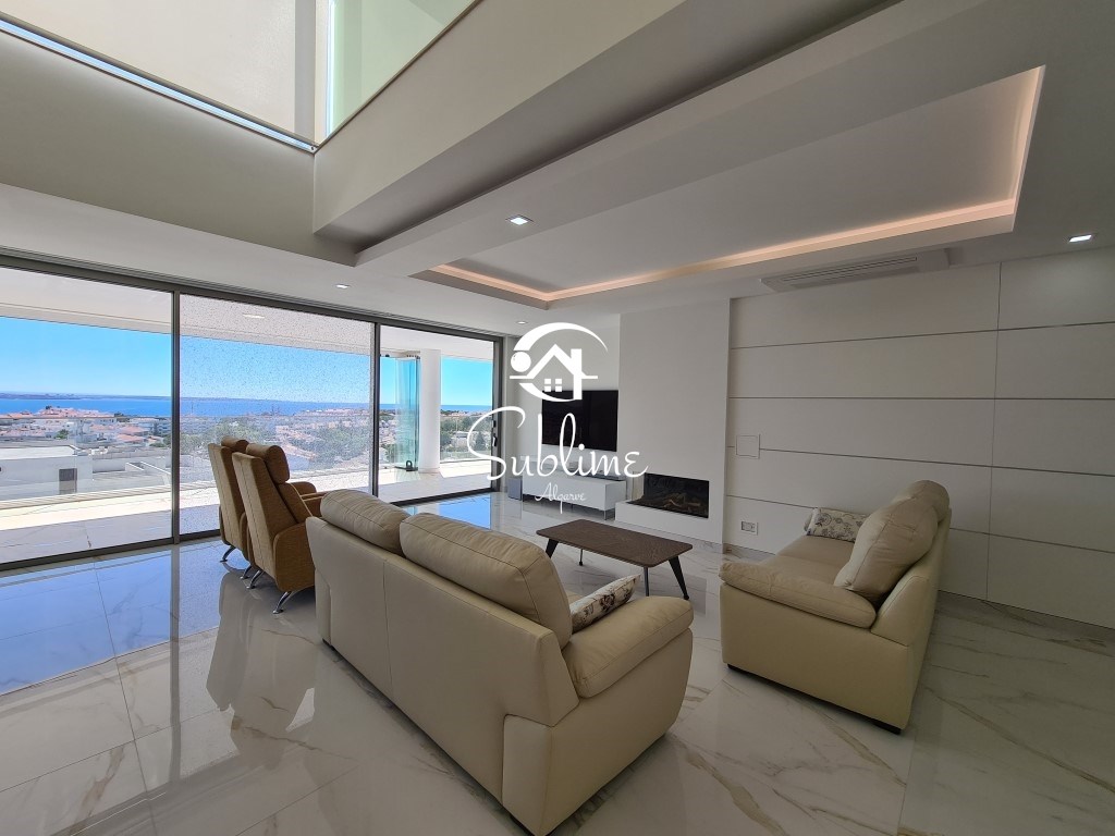 4 Bed, 4 Bath, ApartmentFor Sale, Lagos, Faro, 8600-545