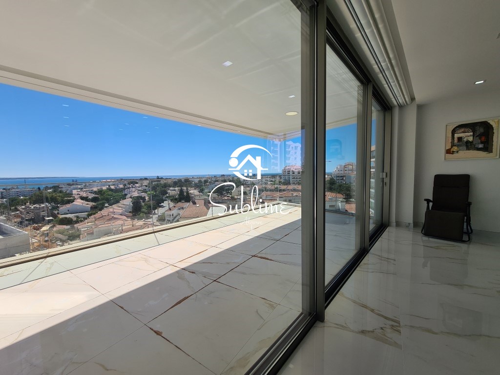 4 Bed, 4 Bath, ApartmentFor Sale, Lagos, Faro, 8600-545