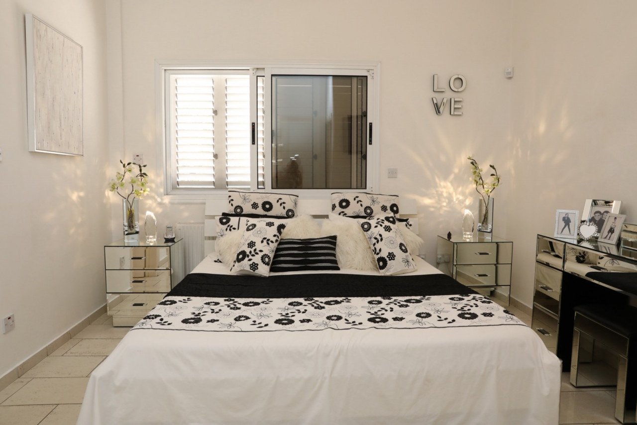 3 Bed, 2 Bath, HouseFor Sale, Kissonerga, Paphos